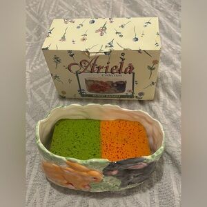 Ariela Collection Easter Bunny Ceramic Basket Brand New